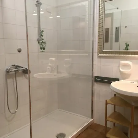 Le Di Garibaldi Gæstehus Borgomanero